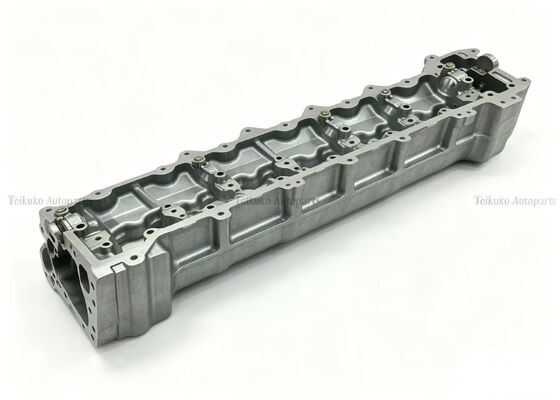 สําหรับ J08E รถยนต์ Camshaft Housing ออกแบบด้วยพื้นผิวการปัดปิดแม่นยําการแปรรูปเพื่อสนับสนุนการประกอบและการทํางานของเครื่องยนต์